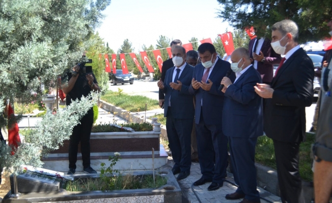 Malatya’da 15 Temmuz şehitleri mezarı başında anıldı