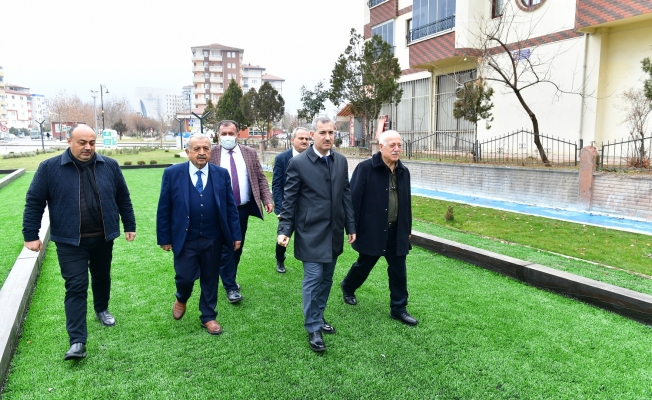 Başkan Çınar, İnönü Mahallesi Spor Kompleksi’ni inceledi