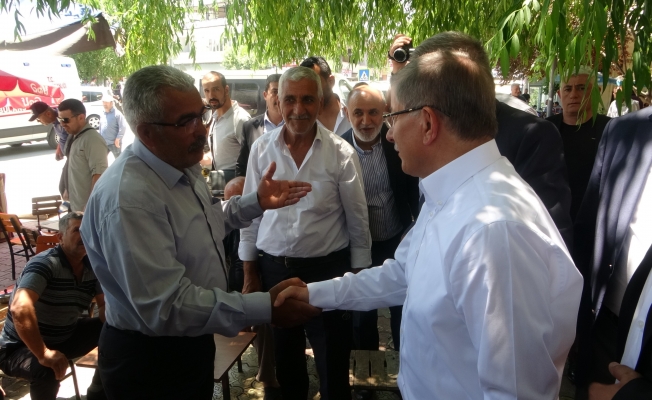 Davutoğlu’nun Malatya ziyaretinde ''çakal'' gerginliği