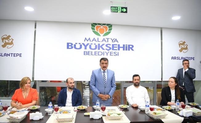 Gürkan, TOBB  İstanbul genç girişimciler kurulu üyeleriyle bir araya geldi