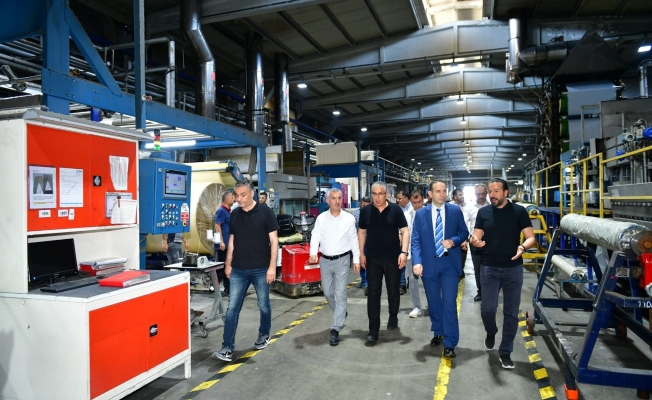 Kaymakam Uğurlu ile Başkan Çınar, OSB’deki fabrikaları ziyaret etti