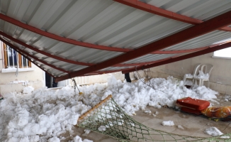 Malatya’da bir saat içerisinde üç ayrı noktada çatı çöktü
