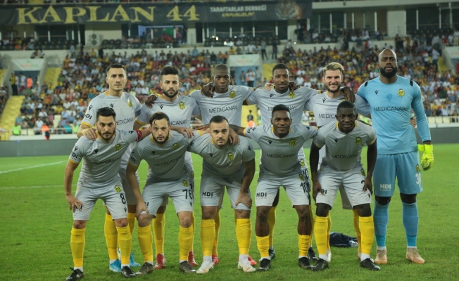 Yeni Malatyaspor evinde Medipol Başahşehir'i 3-0 mağlup etti!