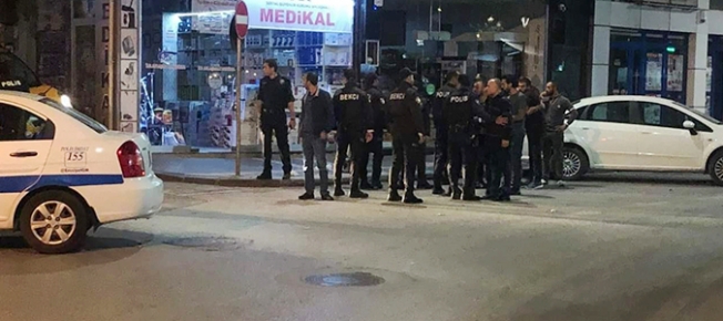 Malatya'da tacizciyi linçten polis kurtardı