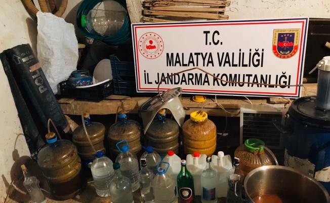Malatya'da jandarmadan sahte içki operasyonu