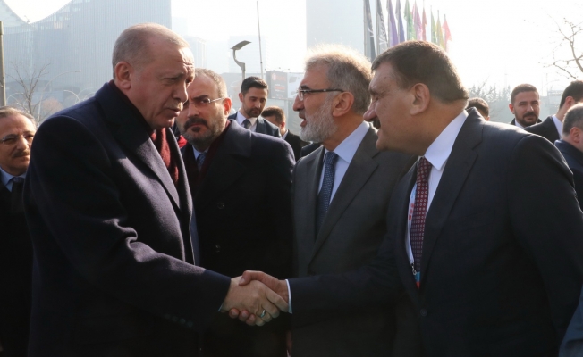 Cumhurbaşkanı Erdoğan, Malatya standını gezdi