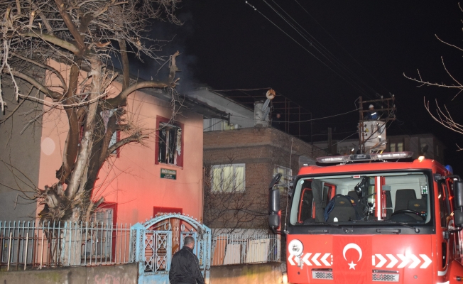Malatya'da korkunç olay! Babasıyla tartışan şahıs evi ateşe verdi!
