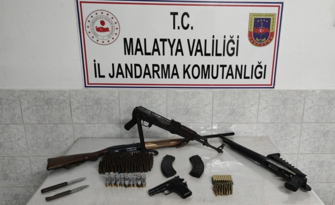 Malatya'da jandarma ekiplerinden silah kaçakçılarına operasyon