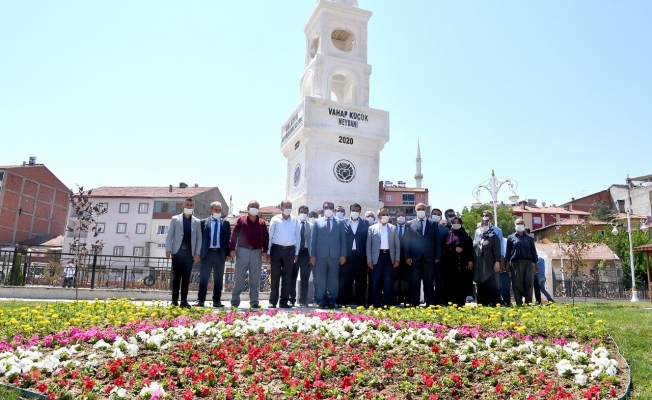 Doğanşehir'de Vahap Küçük Meydanı hizmete girdi!