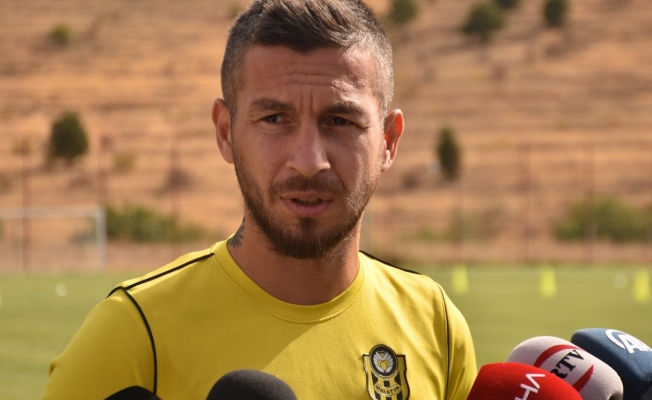 Adem Büyük: "Yeni Malatyaspor'da olduğum için mutluyum"