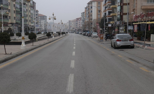 Malatya’da yeni yılın ilk günü sakin geçti! Cadde ve sokaklar boş...