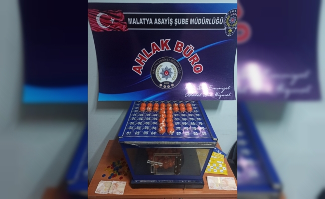 Malatya'da kumar oynayan 17 kişiye ceza   