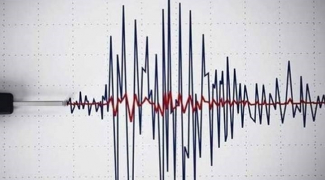 Hekimhan'da 12 saat içinde 9 deprem daha yaşadı