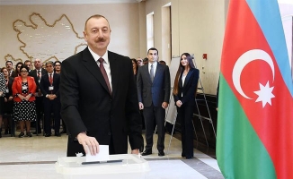 İlham Aliyev, dördüncü kez cumhurbaşkanı seçildi