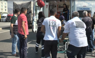 Hızını Alamayan Bisikletli Minibüse Çarptı: Bisiklet Sürücüsü Yaralandı!
