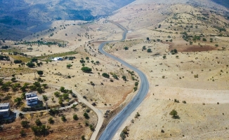İkizce-Seyituşağı-Atalar-Kadiruşağı grup yolu asfaltlanıyor