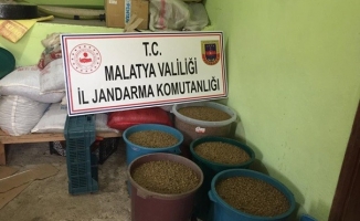 Malatya'da 3 bin litre sahte içki ele geçirildi