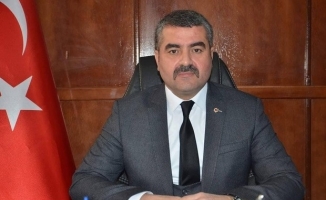 MHP'de istifa! Bülent Avşar istifa etti!