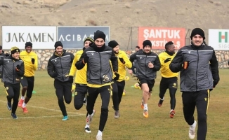 Yeni Malatyaspor, Arnavutluk takımı Kukesi ile hazırlık maçı oynayacak