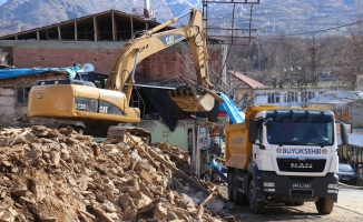 Malatya’da acil yıkılacak 20 bina bulunuyor!