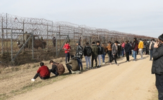 Hain saldırının ardından mülteciler sınır kapılarına akın ediyor!