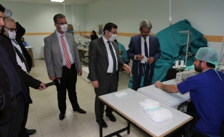 Talep artınca Turgut Özal Tıp Merkezi maskelerini artık kendi üretiyor