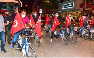19 Mayıs coşkusu! Gürkan gençlerle birlikte pedal çevirdi