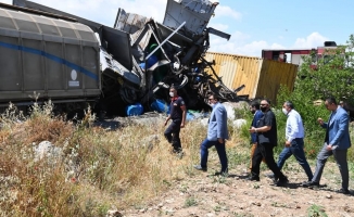Vali Baruş ve Başkan Gürkan tren kazası ile ilgili inceleme yaptı