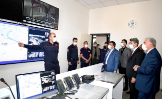 Vali Baruş ile Başkan Gürkan, yeni itfaiye binasını inceledi