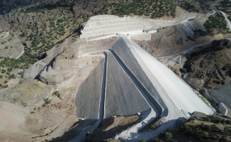Çalık: "Yoncalı Barajı Türkiye ekonomisine her yıl 155 milyon lira kazandıracak"