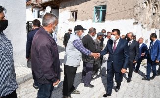 Başkan Gürkan mahalle sakinleri ile bir araya geldi