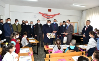 Başkan Gürkan, Hacı İbrahim Işık İlkokulunu ziyaret etti