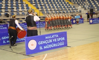 Malatya halk oyunları yarışması sona erdi 