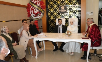 Malatya’da 20 çift evlenmek için 14 Şubat’ı seçti