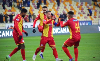Yeni Malatyaspor deplasmanda 7 puan toplayabildi