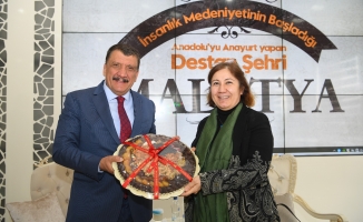 AK Parti Çevre, Şehir ve Kültür Başkan Yardımcısı Kurt, Başkan Gürkan’ı ziyaret etti