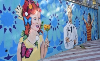 Kentteki cadde ve sokaklar duvar resimleriyle renkleniyor