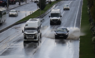 Malatya’da sağanak yağış etkili oldu