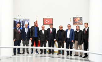 Fidancılar ve Peyzajcılar Sitesi Yönetiminden Gürkan’a teşekkür ziyareti