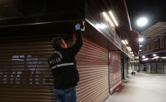 Malatya’da kuyumcular çarşısında hırsızlık girişimi kamerada