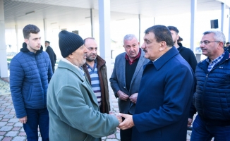 Başkan Gürkan vatandaşlarla bayramlaştı