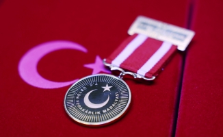 Katipoğlu'na Devlet Üstün Fedakarlık madalyası verildi