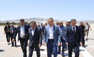 İçişleri Bakanı Ali Yerlikaya Malatya’da incelemelerde bulundu