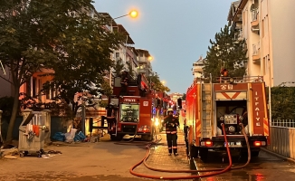 Malatya’da iki binanın çatısında yangın